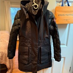 Canada Goose Black Quilted Jacket